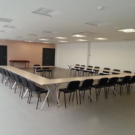 Kyriad Clermont-ferrand-sud - La Pardieu Hotel 3*